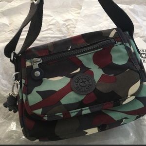 Kipling Sabian Camo 🐿 Crossbody 🤎